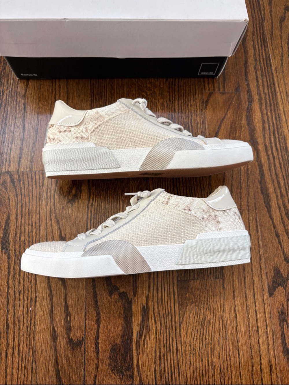 NWT, Dolce Vita Linen Zina Sneakers! - Picture 4 of 8